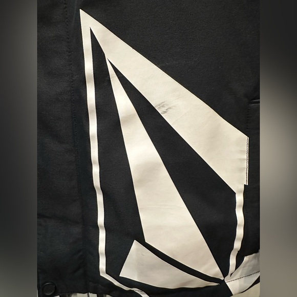 Men’s black U.S. size XS Volcom ski/snowboard jacket. - Picture 3 of 5